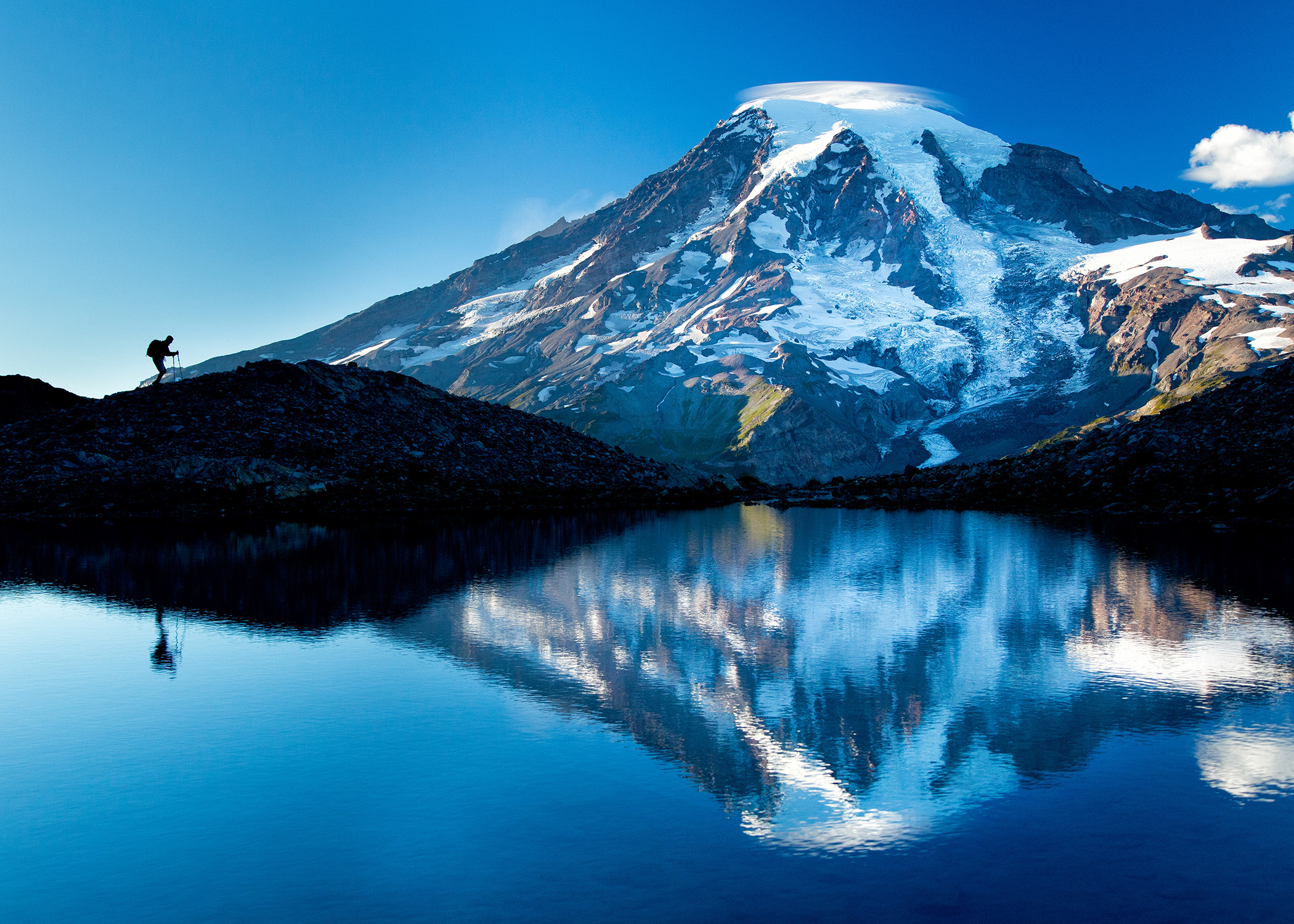 Hikers in Mount Rainier National Park, Washington &mdash; photo by Stephen Matera