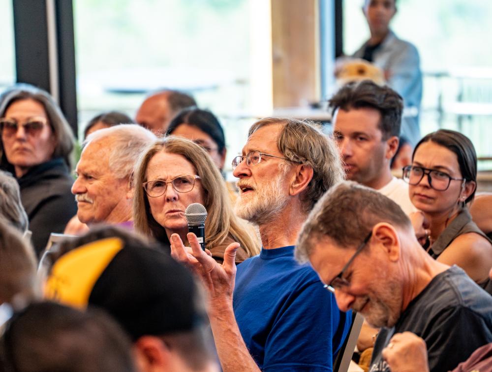 Audience speaks up on the Roadless Rule