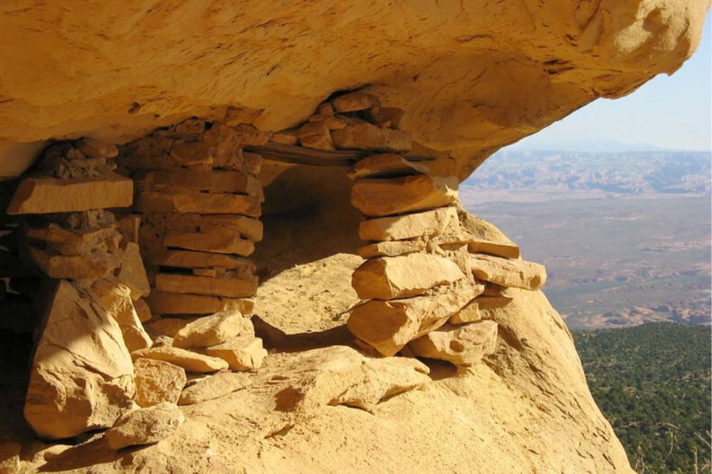Cliff ruins at Grand Staircase-Escalante 