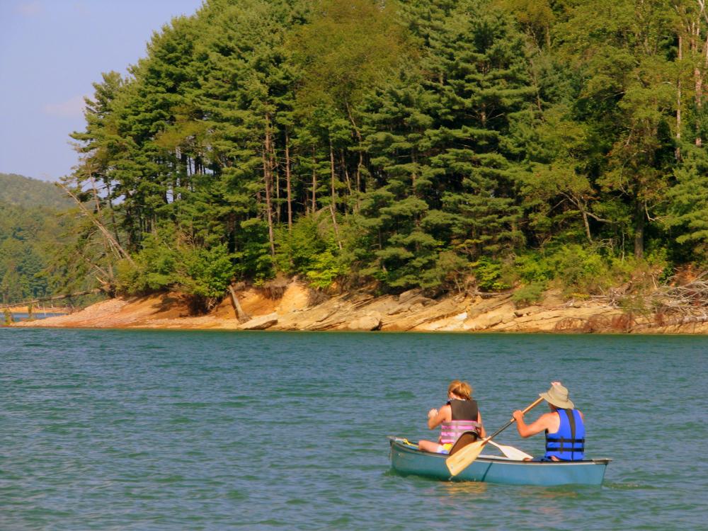 Boaters on Watauga Lake, Tennessee