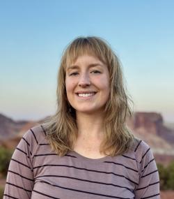 Amelia Howe headshot