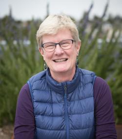 Louise Bruce's headshot