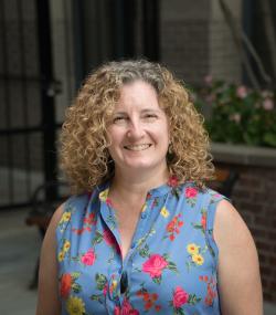 Jennifer Drenning headshot