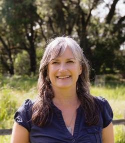 Headshot of Helen O'Shea