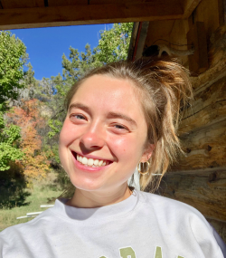 Elizabeth "Libby" Truitt headshot
