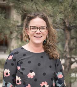 Julia Stuble's headshot