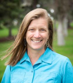 Nicole Layman headshot