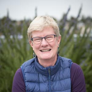 Louise Bruce's headshot