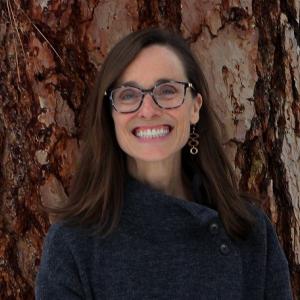 Ronni Flannery headshot