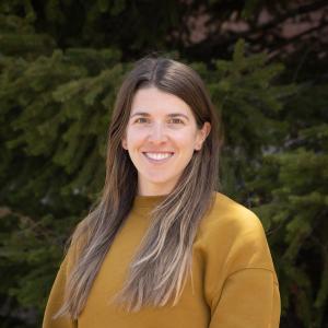 Kim Stevens headshot