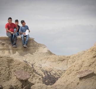 Young hikers in Ah-Shi-Sle-Pah Wilderness Study Area, NM