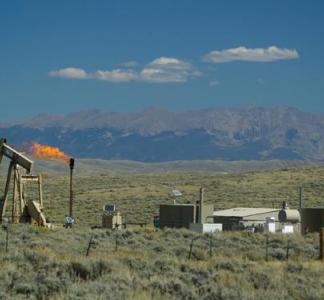 Oil and gas wells on public lands 